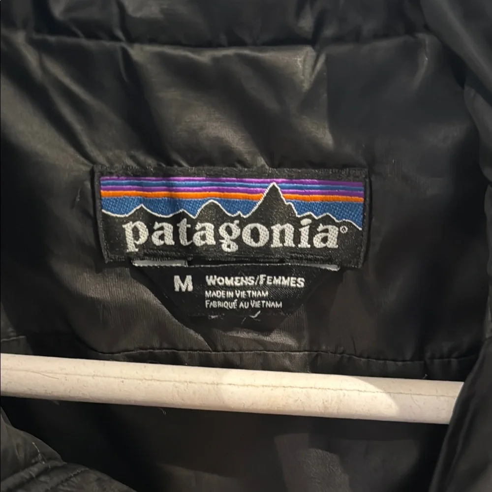 Patagonia Black Quilted Jacket - Picture 3 of 4